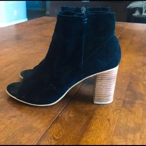 Steve Madden Peep toe High heel Booties